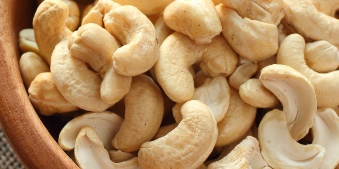 five_reasons_to_include_cashews_in_your_diet