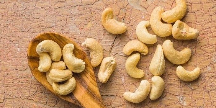 four_way_to_add_cashews_to_your_diet_this_month